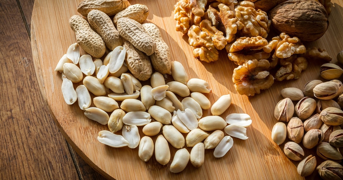 Как приготовить соленые орешки со специями - foodandmood.com.ua